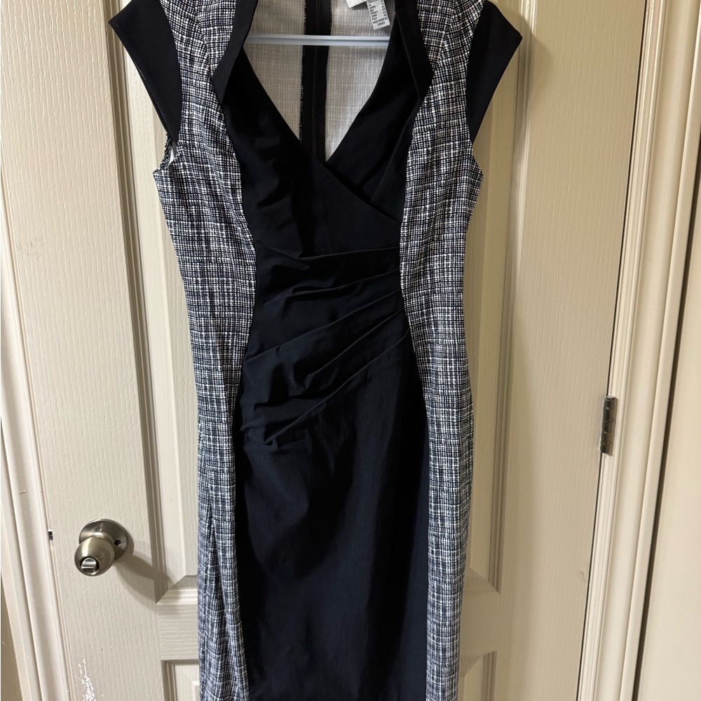 Elegant Black and White Joseph Ribkoff Women's Dress